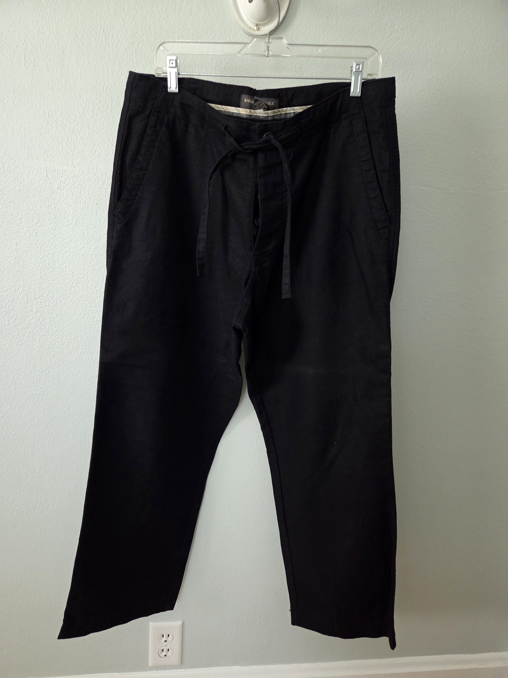 Banana Republic Men's Black Linen Pants.